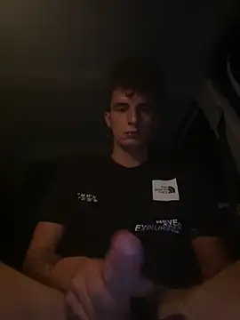 alessandro893000 online show from October 16, 1:39 am