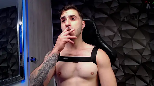 Latino stud4u online show from September 14, 8:52 pm