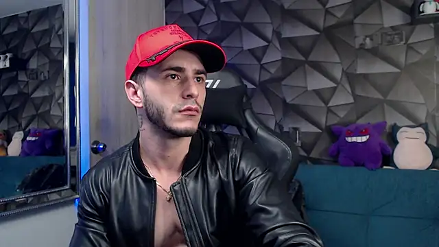 Latino stud4u online show from November 4, 11:15 pm