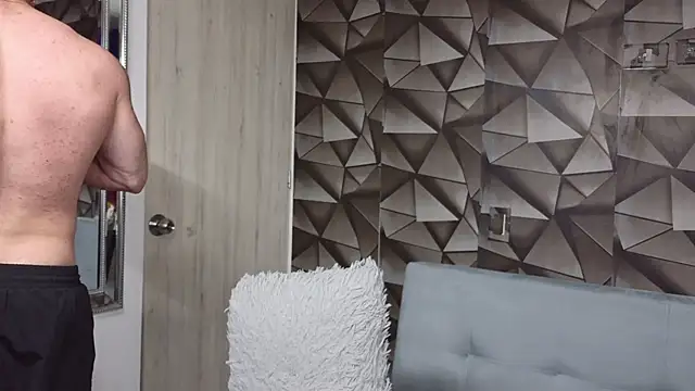 Latino stud4u online show from April 7, 1:17 am