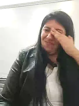 aisha latina online show from January 21, 6:23 pm