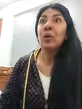 aisha latina online show from February 12, 2:54 pm