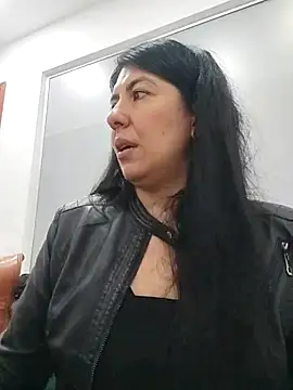 aisha latina online show from March 10, 2:48 pm