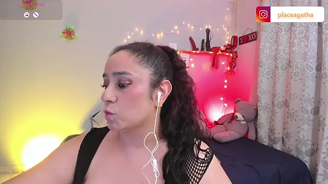 agathaxxx-69 online show from February 20, 7:52 pm