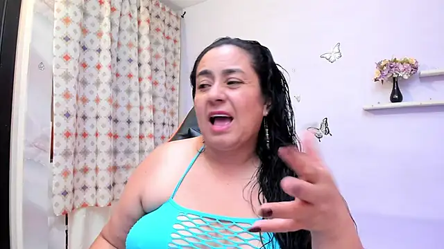 Snapshot of agathaxxx-69 chatting on April 7, 7:25 pm agathaxxx-69 online show from April 7, 7:25 pm