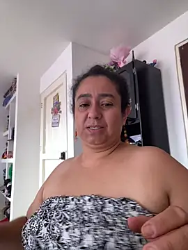 Snapshot of agathaxxx-69 chatting on June 18, 5:50 pm agathaxxx-69 online show from June 18, 5:50 pm