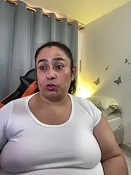 Snapshot of agathaxxx-69 chatting on July 22, 8:33 pm agathaxxx-69 online show from July 22, 8:33 pm