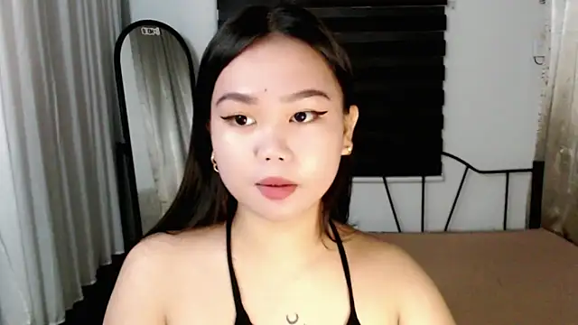 Snapshot of Vivorey_Leighn chatting on November 23, 12:16 pm Vivorey Leighn online show from November 23, 12:16 pm