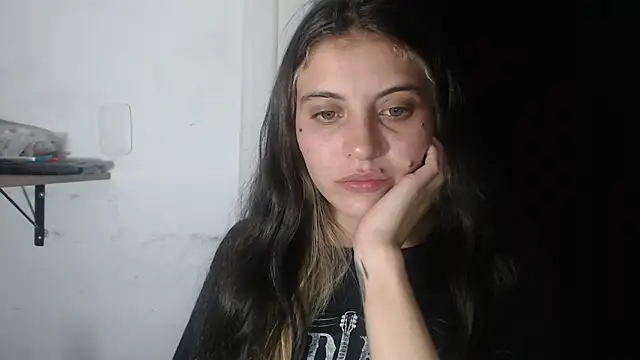 mariecam420 online show from February 25, 3:42 am