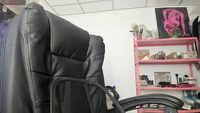 mariecam420 online show from April 2, 5:27 am