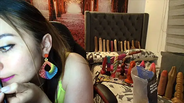 sofia23dirty online show from March 19, 10:47 pm