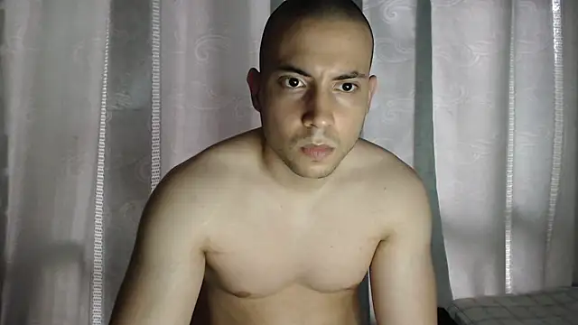 Armando 2002 online show from September 29, 6:24 pm