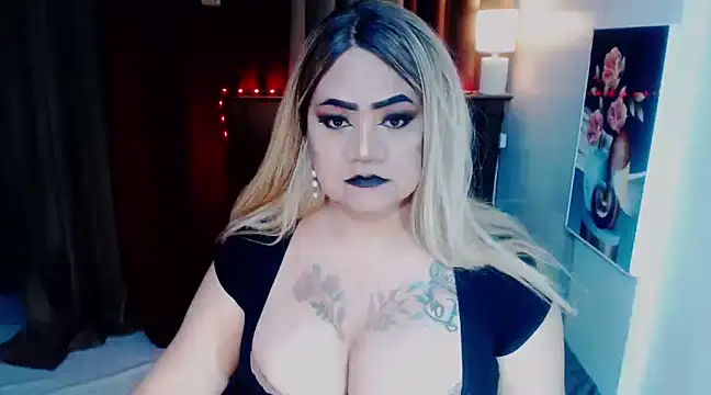 Snapshot of 69HornyDoLL6969 chatting on February 19, 6:11 am 69HornyDoLL6969 online show from February 19, 6:11 am