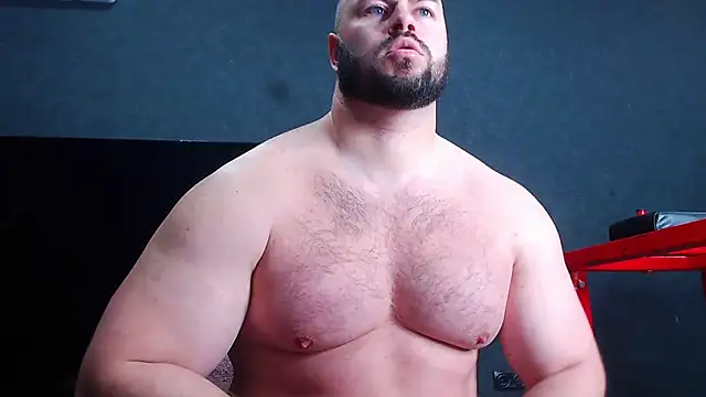Snapshot of muscularjohnforuX chatting on May 2, 7:24 am muscularjohnforuX online show from May 2, 7:24 am