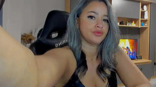 Claire95  online show from February 20, 3:14 am