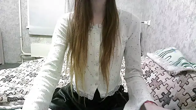 KittyBounty online show from December 19, 3:19 pm