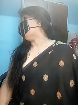 Snapshot of yourtina chatting on February 24, 5:09 pm yourtina online show from February 24, 5:09 pm