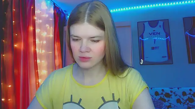 Snapshot of Klementa chatting on October 4, 8:07 pm Klementa online show from October 4, 8:07 pm