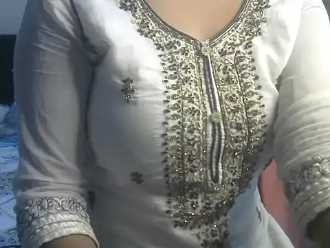 SiaraSiyA online show from February 7, 8:42 pm