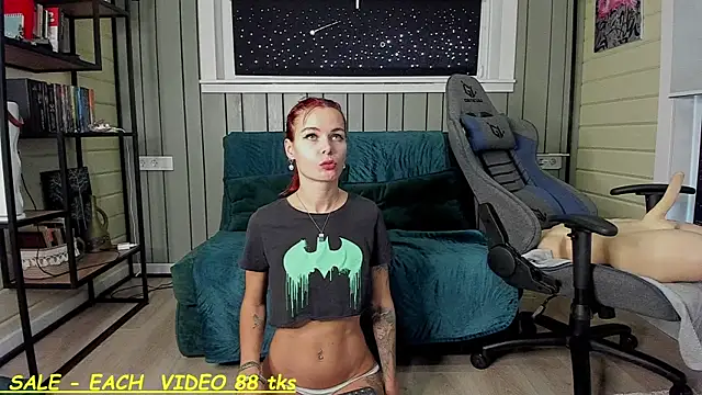 SandyChris online show from September 17, 9:00 am