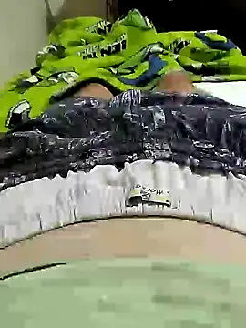 Snapshot of shiiank chatting on February 8, 9:51 pm shiiank online show from February 8, 9:51 pm