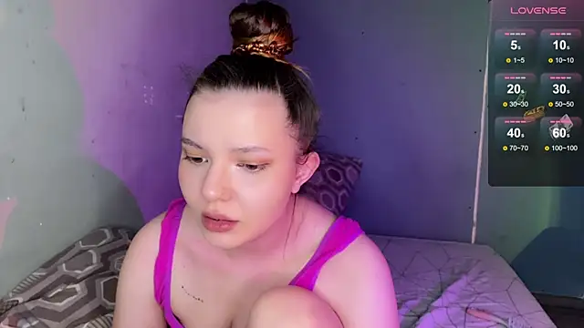 Snapshot of bbycolada chatting on February 12, 3:38 pm bbycolada online show from February 12, 3:38 pm