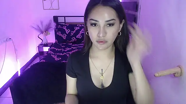 Snapshot of TS_QueenMistress chatting on February 19, 10:34 am TS QueenMistress online show from February 19, 10:34 am