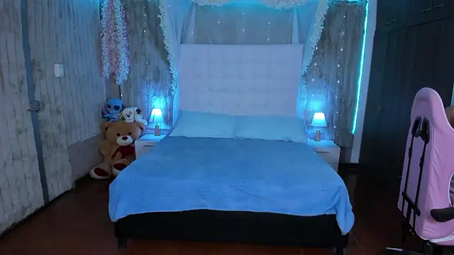 floryn susana online show from March 22, 9:29 pm