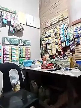 lickmepussy21 online show from September 22, 9:17 pm