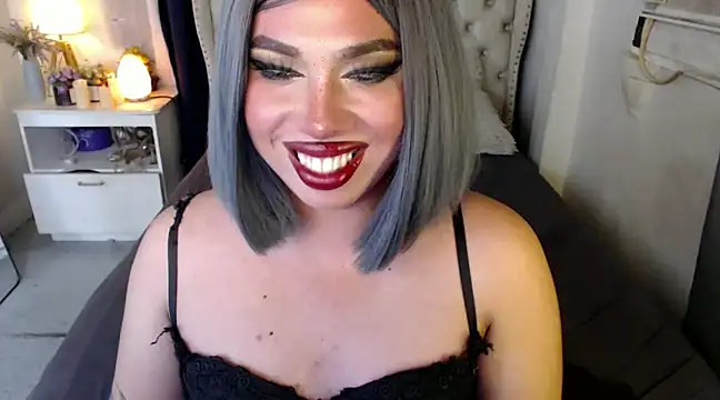 Snapshot of RebecaNextToYou chatting on December 3, 8:50 pm RebecaNextToYou online show from December 3, 8:50 pm