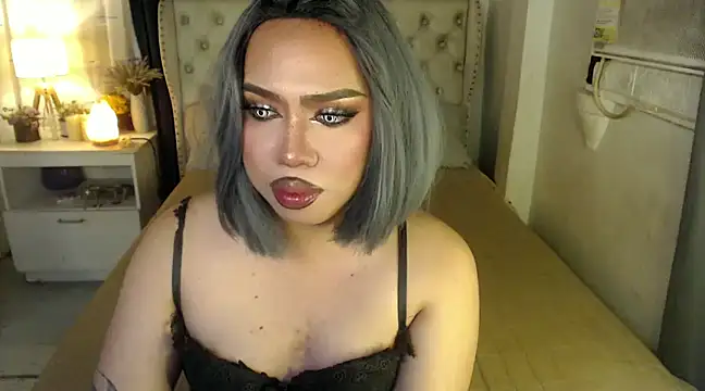 Snapshot of RebecaNextToYou chatting on January 19, 8:19 pm RebecaNextToYou online show from January 19, 8:19 pm