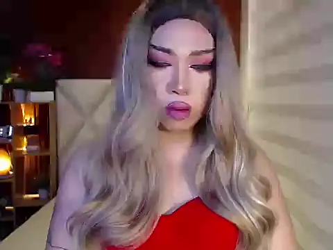 Snapshot of RebecaNextToYou chatting on October 6, 2:47 pm RebecaNextToYou online show from October 6, 2:47 pm