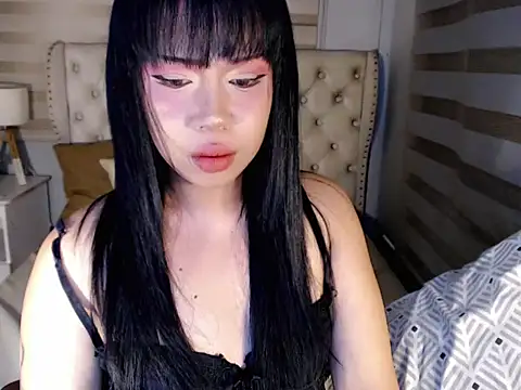 Snapshot of RebecaNextToYou chatting on February 8, 4:32 pm RebecaNextToYou online show from February 8, 4:32 pm