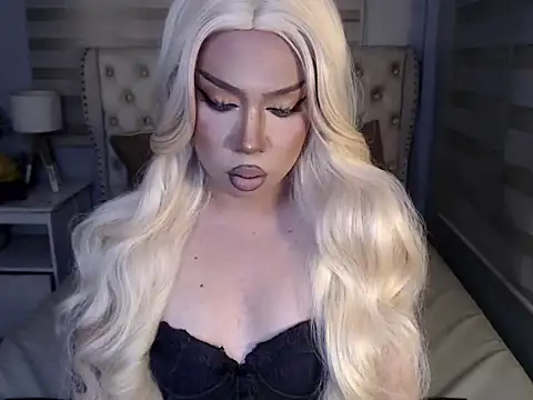 Snapshot of RebecaNextToYou chatting on February 21, 4:52 pm RebecaNextToYou online show from February 21, 4:52 pm