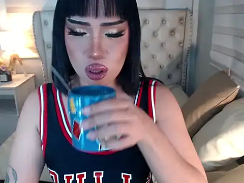 RebecaNextToYou online show from May 31, 10:11 am