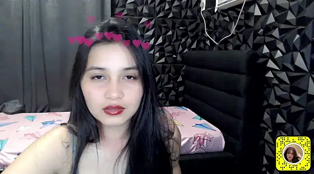 Snapshot of _Bellatrixy_ chatting on December 22, 6:26 pm Bellatrixy online show from December 22, 6:26 pm