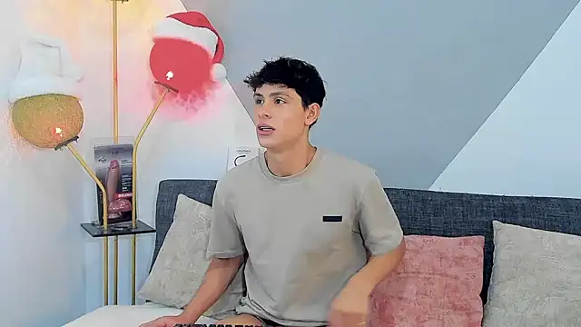 logan thomas online show from December 19, 8:13 am