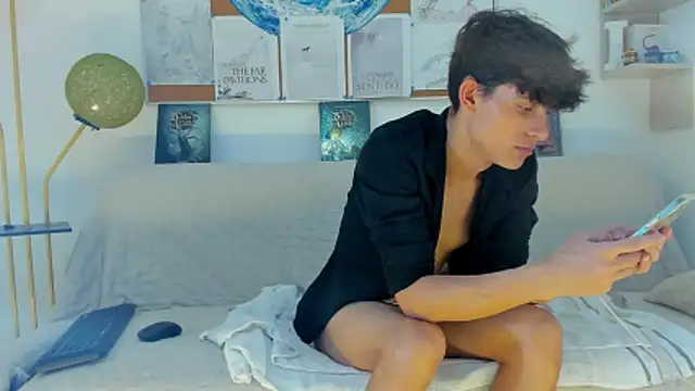 logan thomas online show from February 2, 6:50 pm