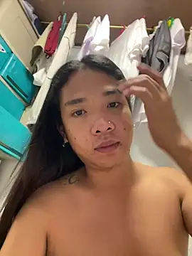 Snapshot of Valentinasbody chatting on December 6, 1:22 pm Valentinasbody online show from December 6, 1:22 pm