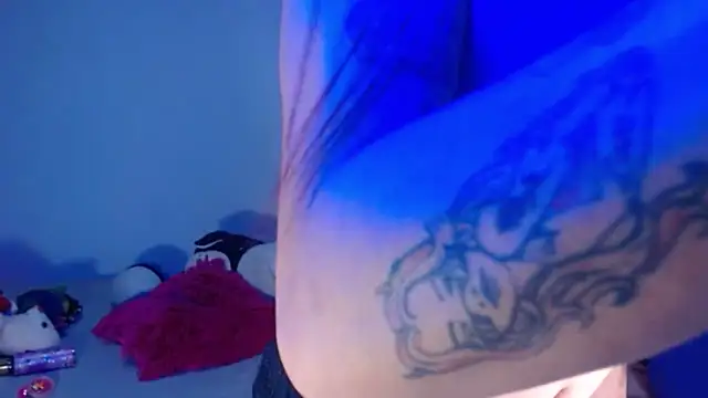 Pamelanicole online show from October 9, 10:41 pm