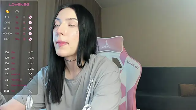 JenniferQueen11 online show from January 10, 7:54 pm