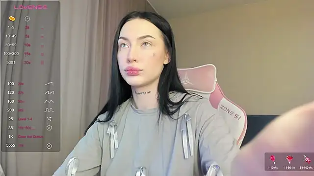 JenniferQueen11 online show from January 17, 6:47 am