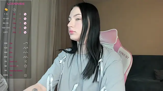 JenniferQueen11 online show from January 17, 2:18 pm