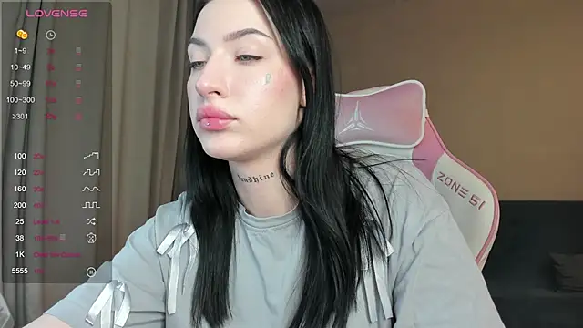 JenniferQueen11 online show from January 17, 5:51 pm