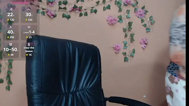 Hellensextits online show from January 17, 11:15 am