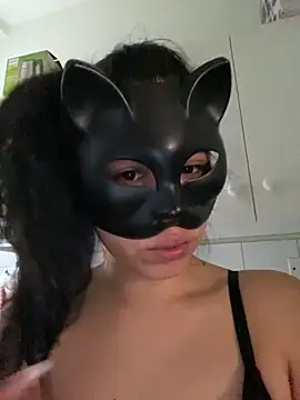 Snapshot of nenalayla chatting on January 27, 3:39 pm nenalayla online show from January 27, 3:39 pm