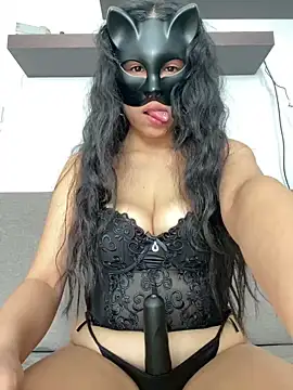 Snapshot of nenalayla chatting on February 3, 11:53 am nenalayla online show from February 3, 11:53 am