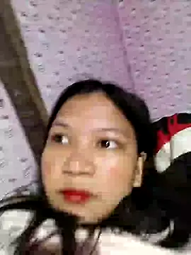 Snapshot of milkytitsmom4u chatting on January 31, 4:36 am milkytitsmom4u online show from January 31, 4:36 am