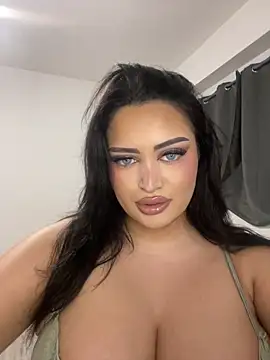 EmiliaPetrova online show from November 13, 6:18 pm