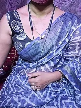 Snapshot of XBHUUME chatting on February 20, 5:40 pm XBHUUME online show from February 20, 5:40 pm